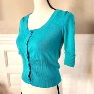 Takeout aqua cropped button down cardigan size medium